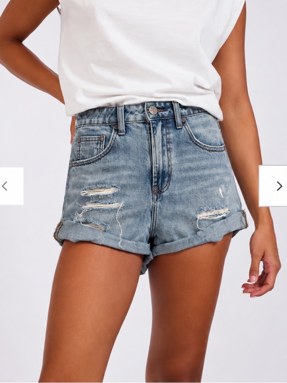 One Teaspoon High Waist Bandits Distressed Denim Shorts | Size 26